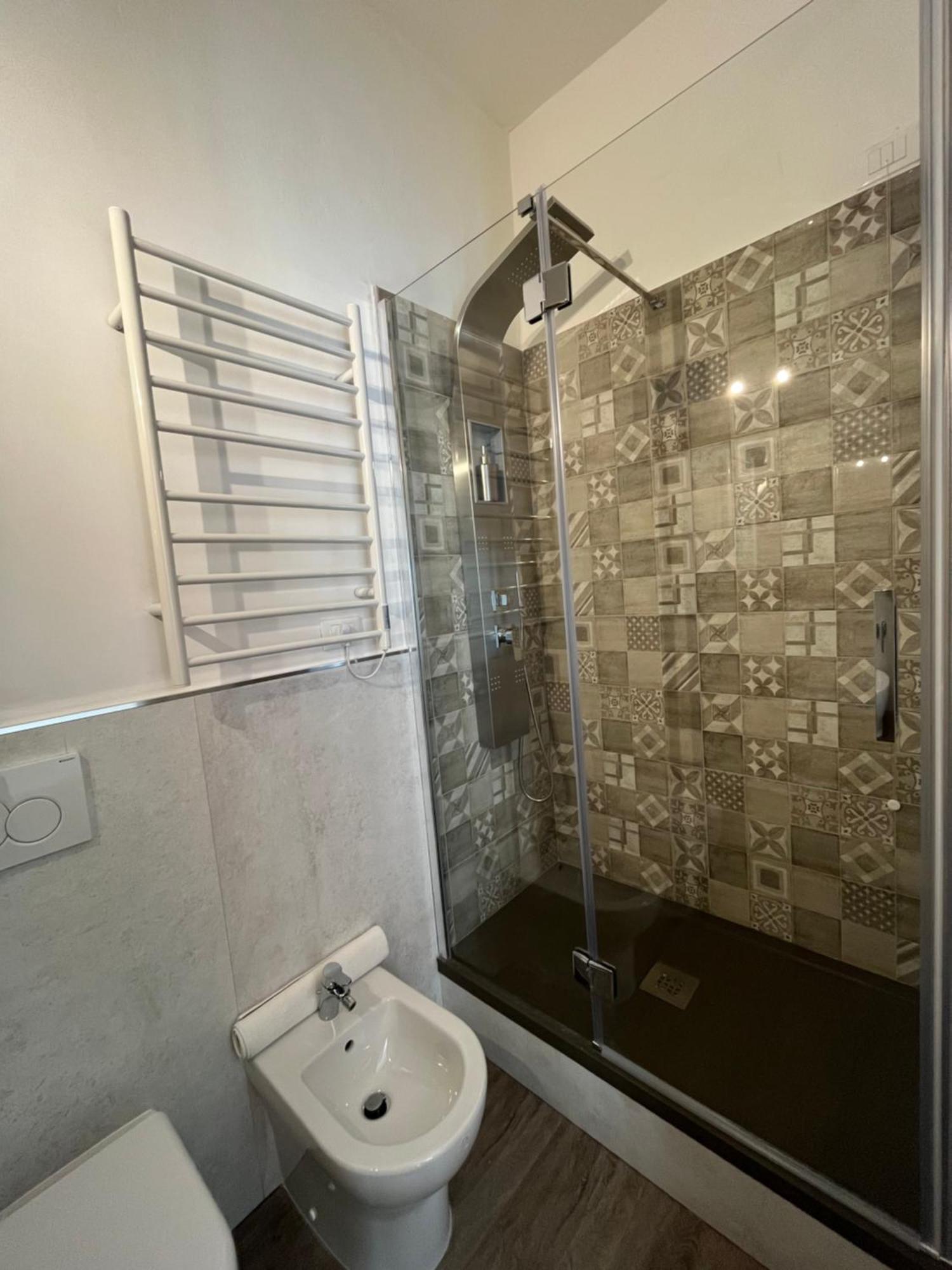Affittacamere Perla Del Prione La Spezia Szoba fotó